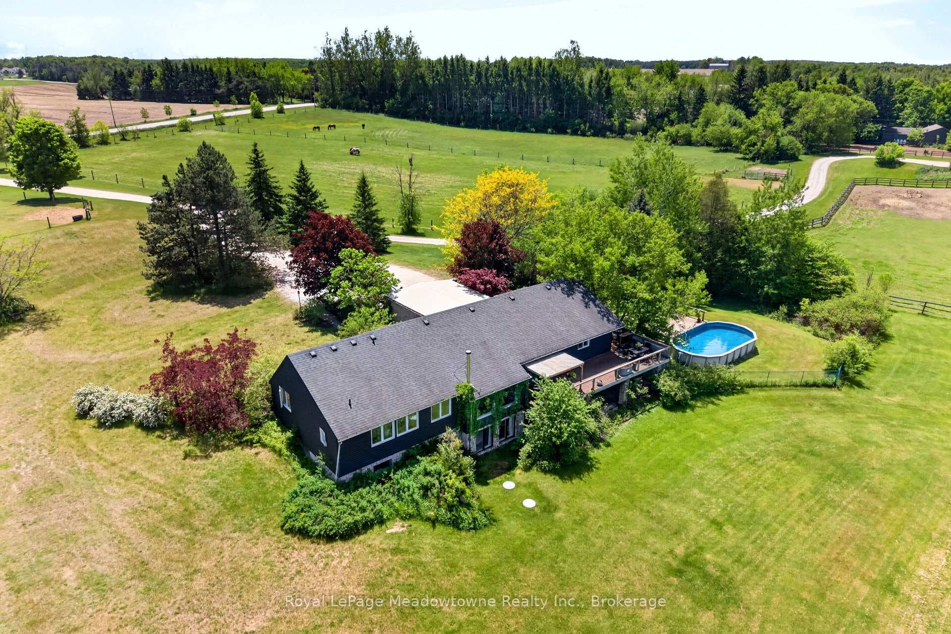 8122 Eramosa Garafraxa Townline photo 47