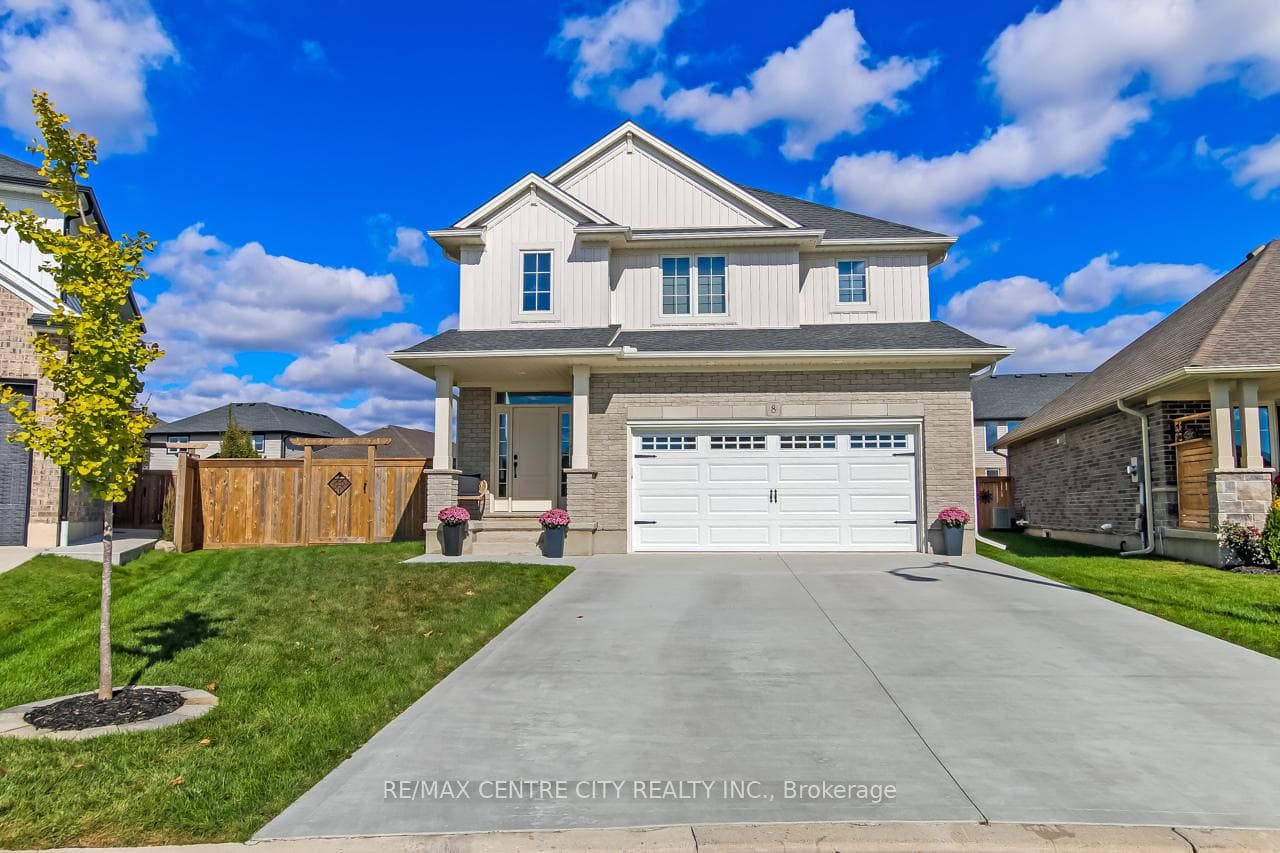 8 Redhaven Lane photo 1