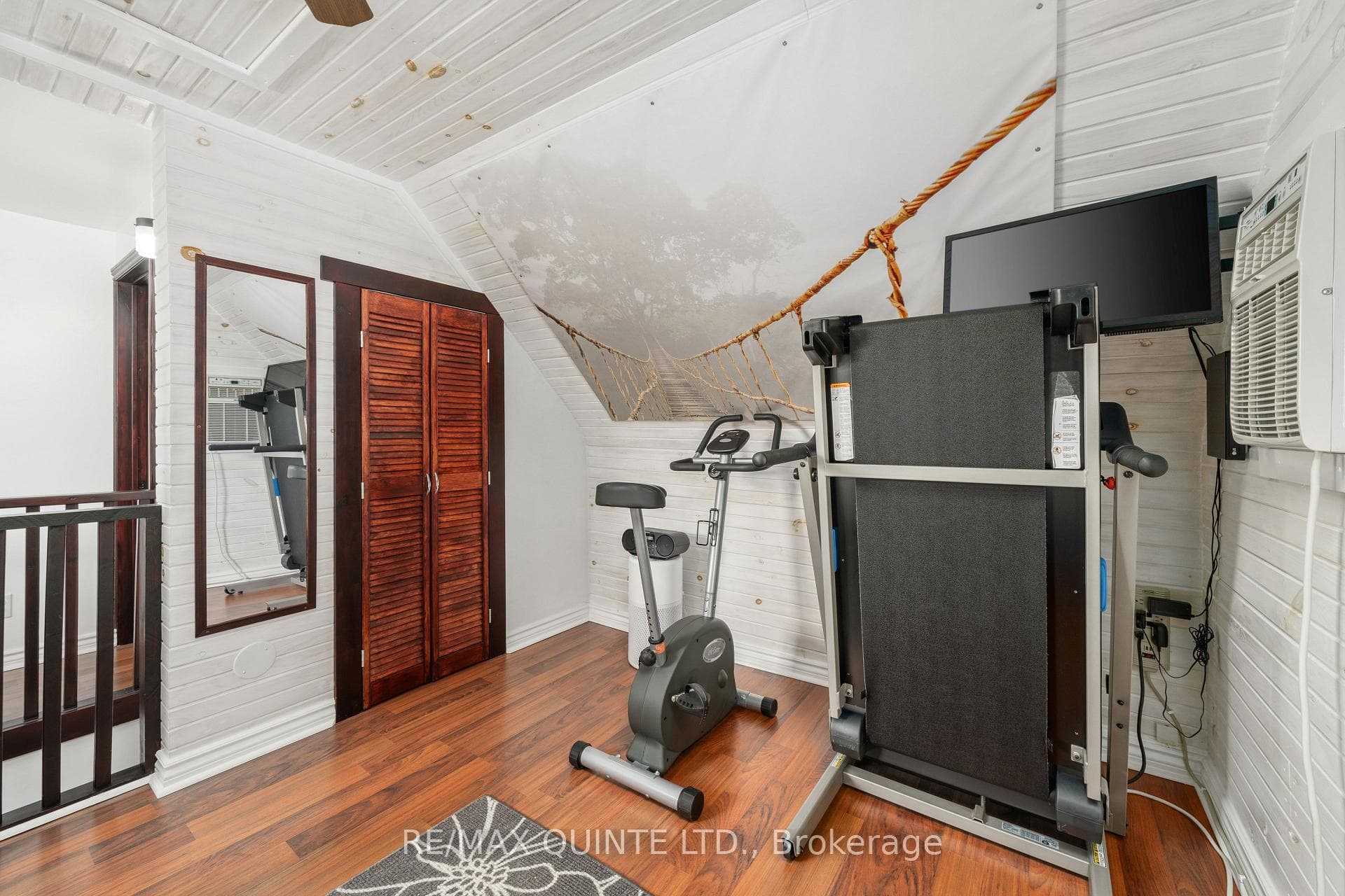 169 Simpson Road photo 12