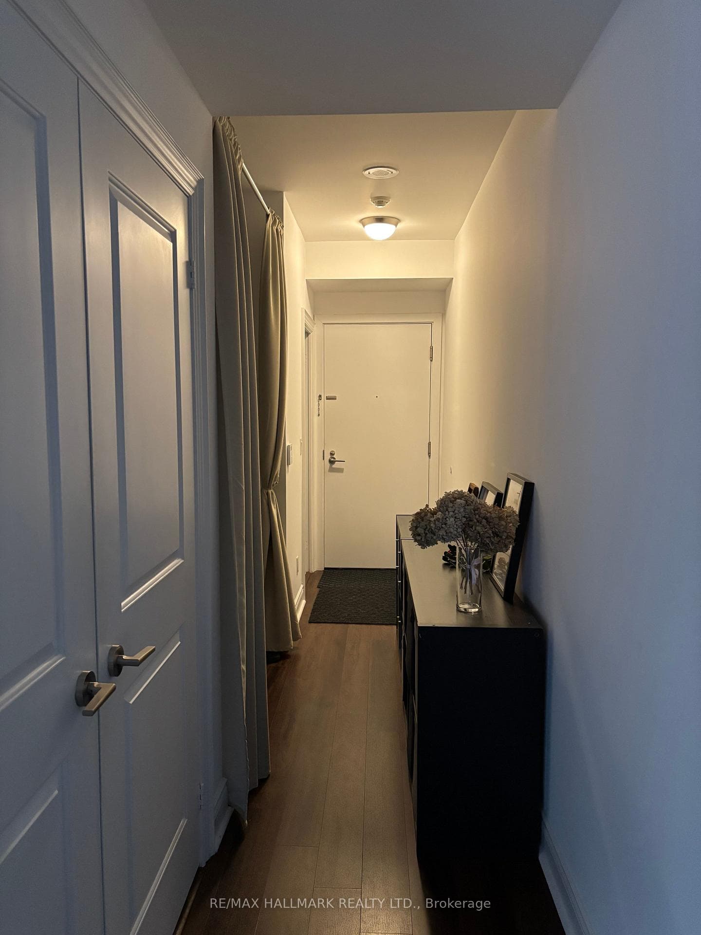 28 Ted Rogers Way Unit 1008 photo 15