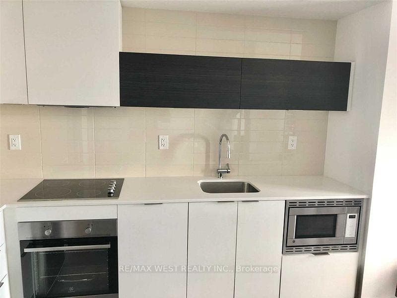 20 Thomas Riley Road Unit 1208 photo 4