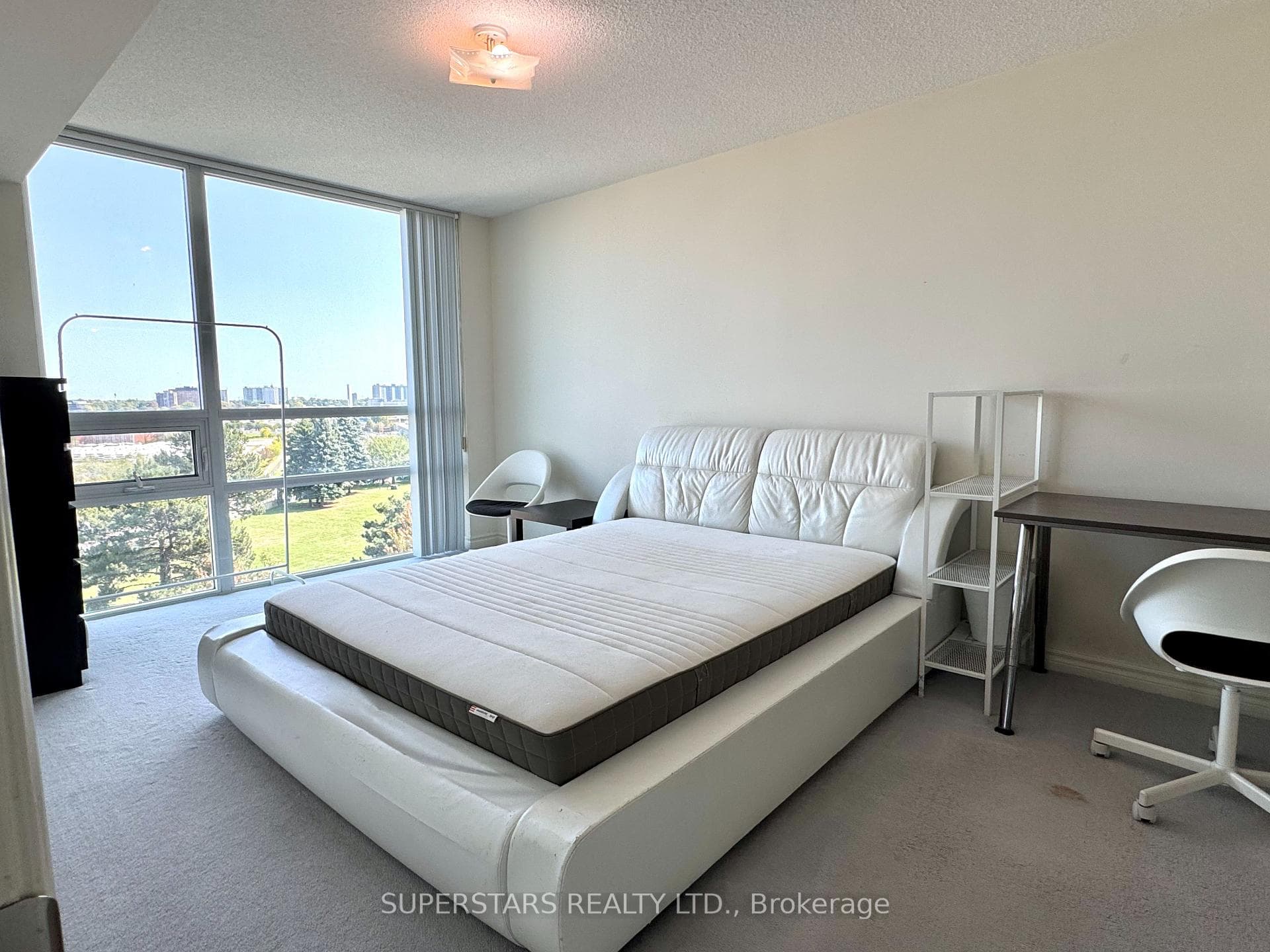 88 Grangeway Avenue Unit 705 photo 11