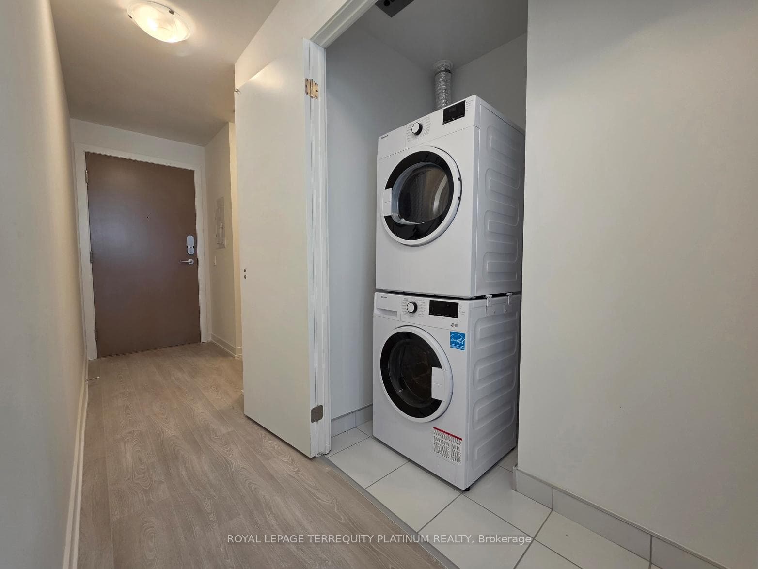 5 Quarrington Lane Unit 1107 photo 21