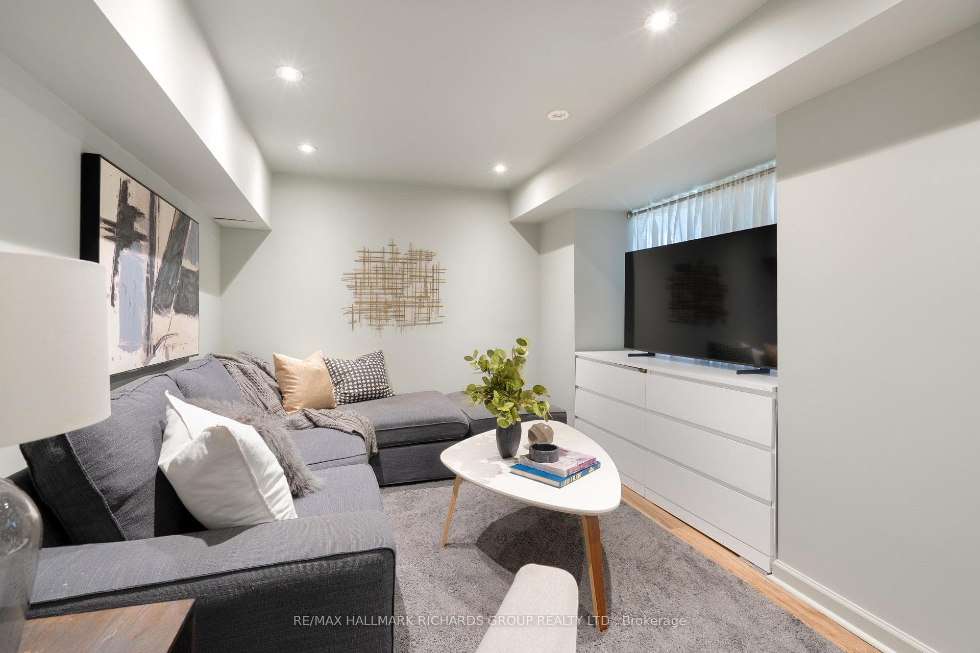 50 Wayland Avenue photo 14