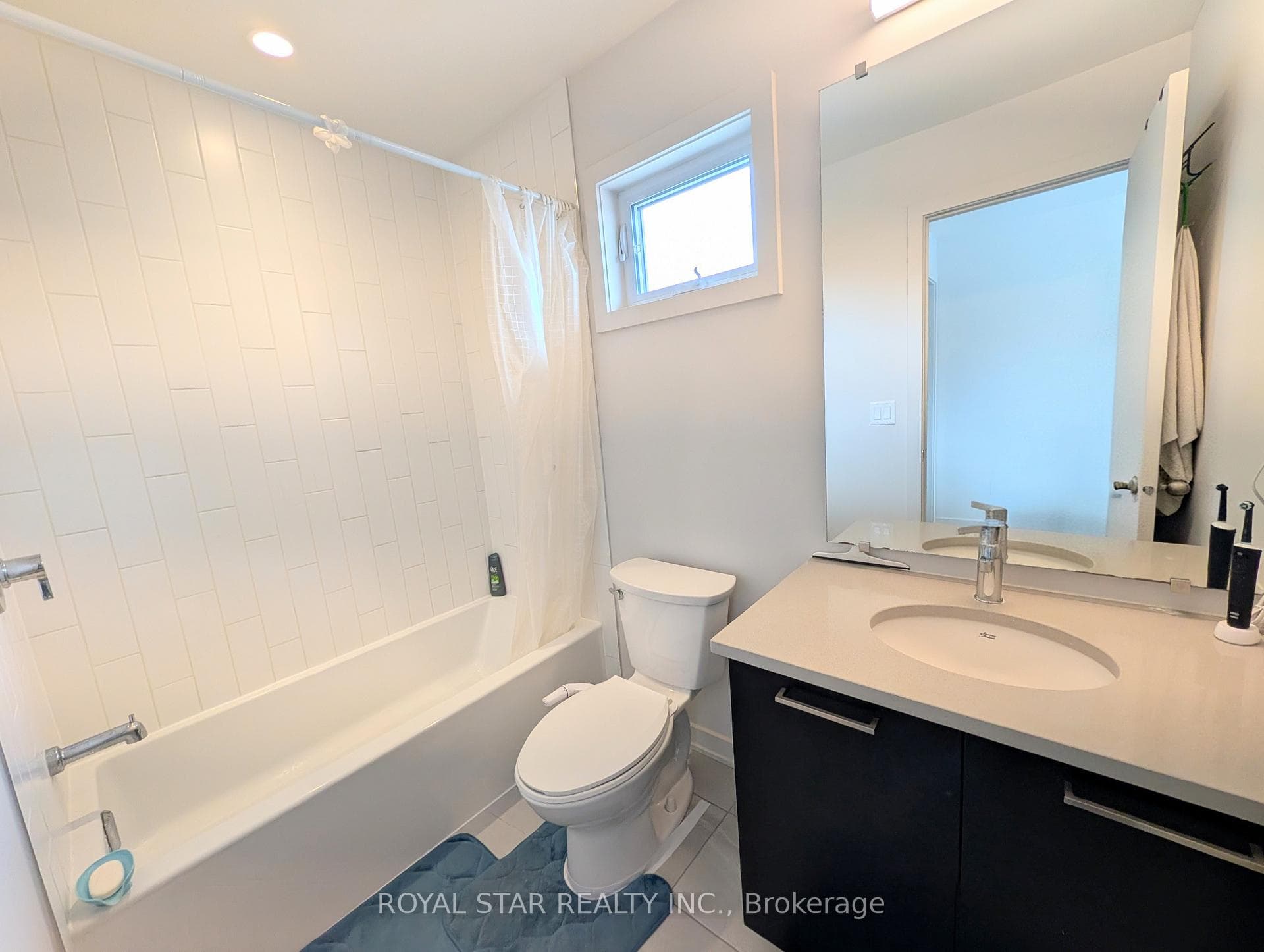 201 Pisces Terrace photo 29