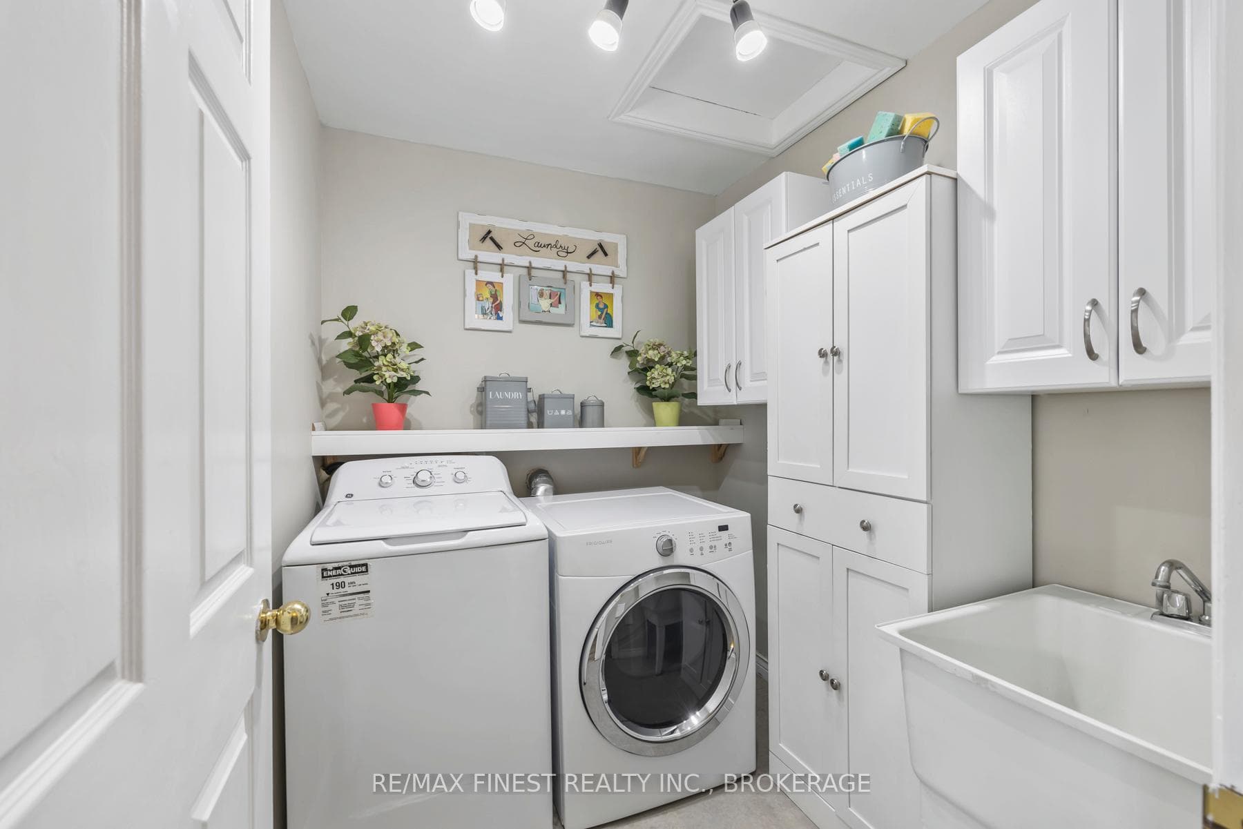 1303 Rockwood Drive photo 28