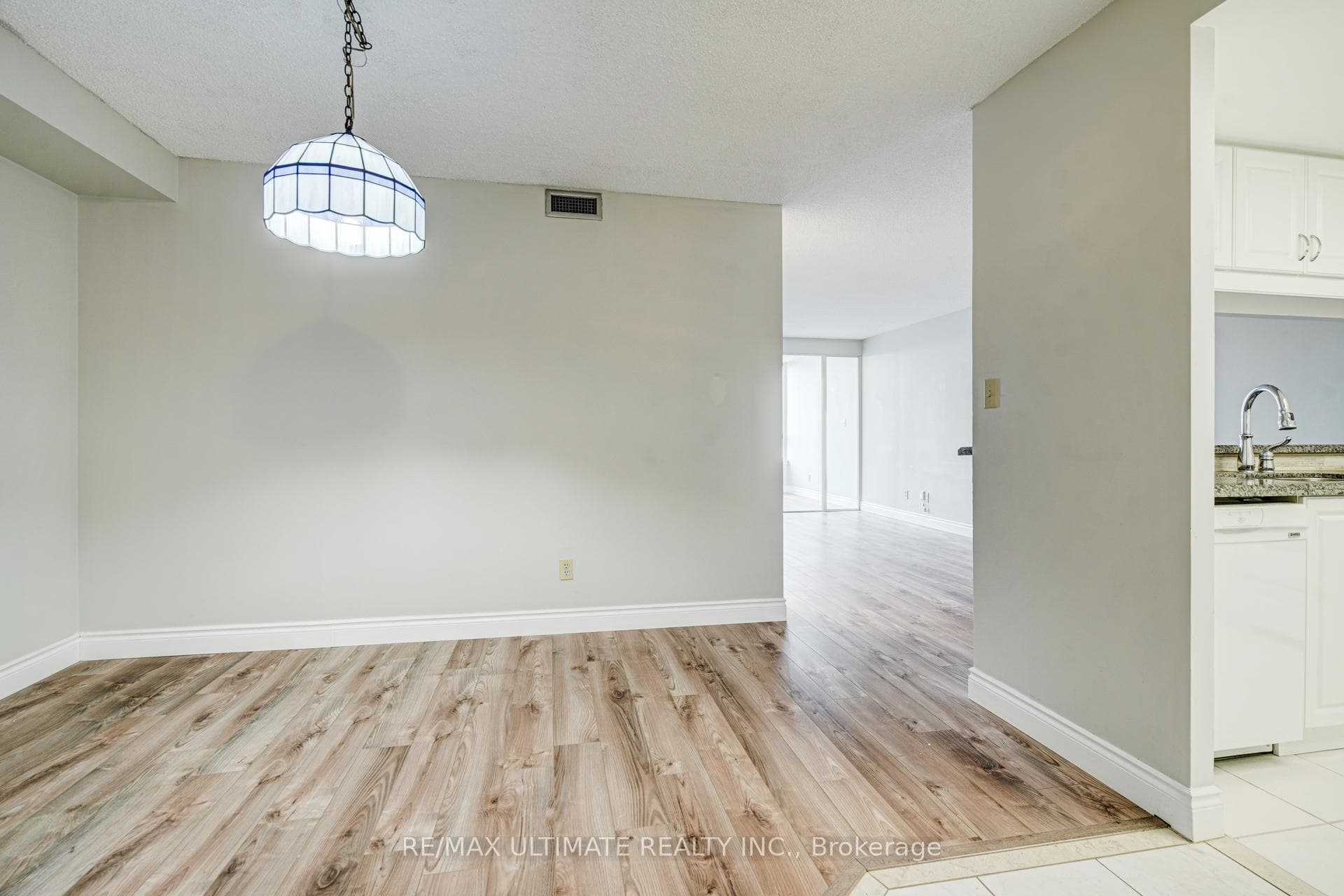 275 Bamburgh Circle Unit 411 photo 5