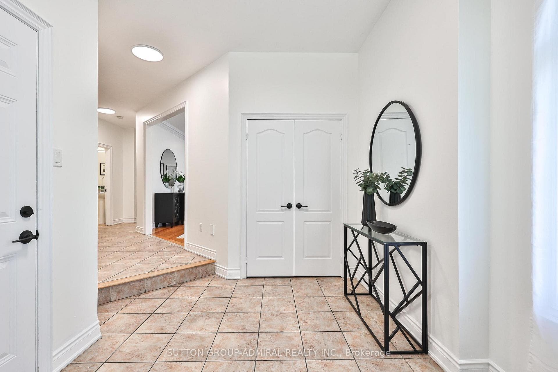 502 Apple Blossom Drive photo 5