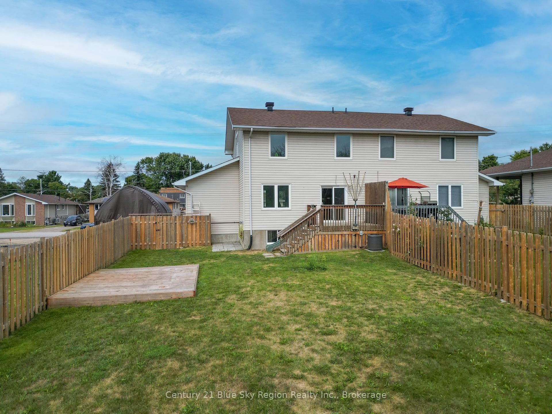 122 Johnston Road photo 42