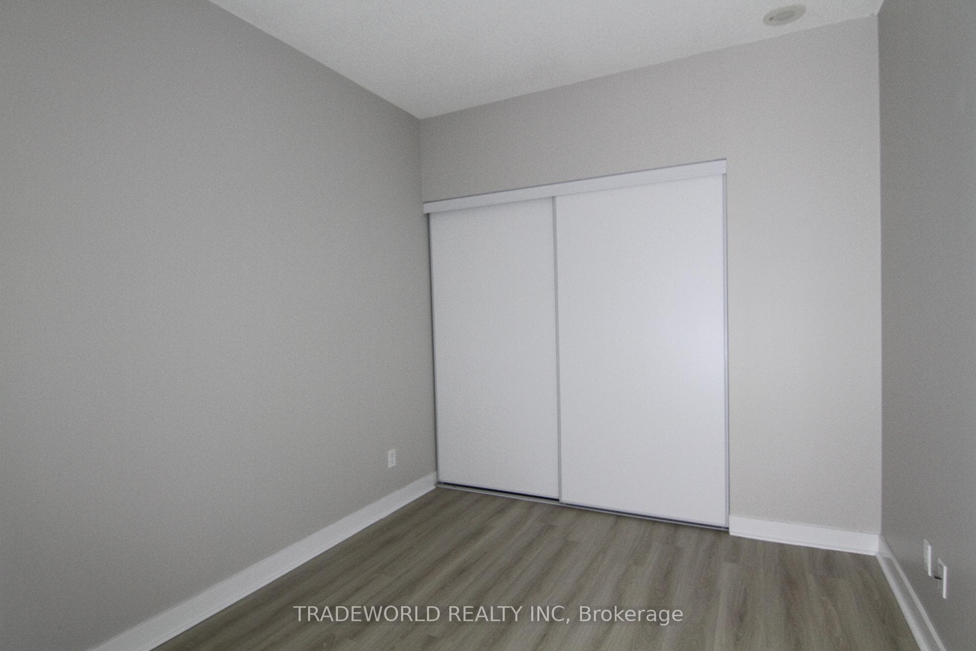 33 Charles Street Unit 1202 photo 12