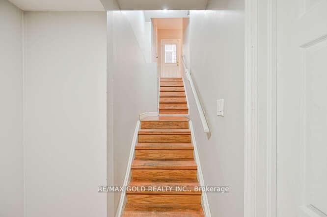 106 Watsonbrook Drive photo 32