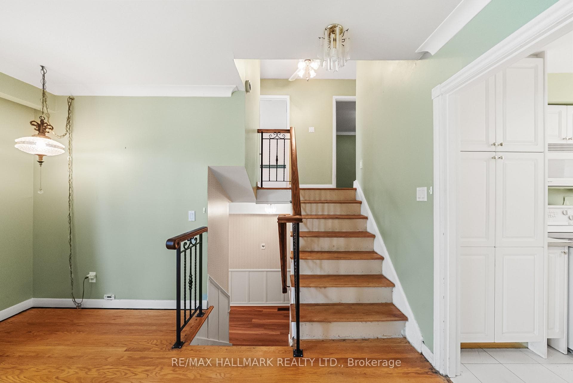 17 Greenyards Drive photo 18