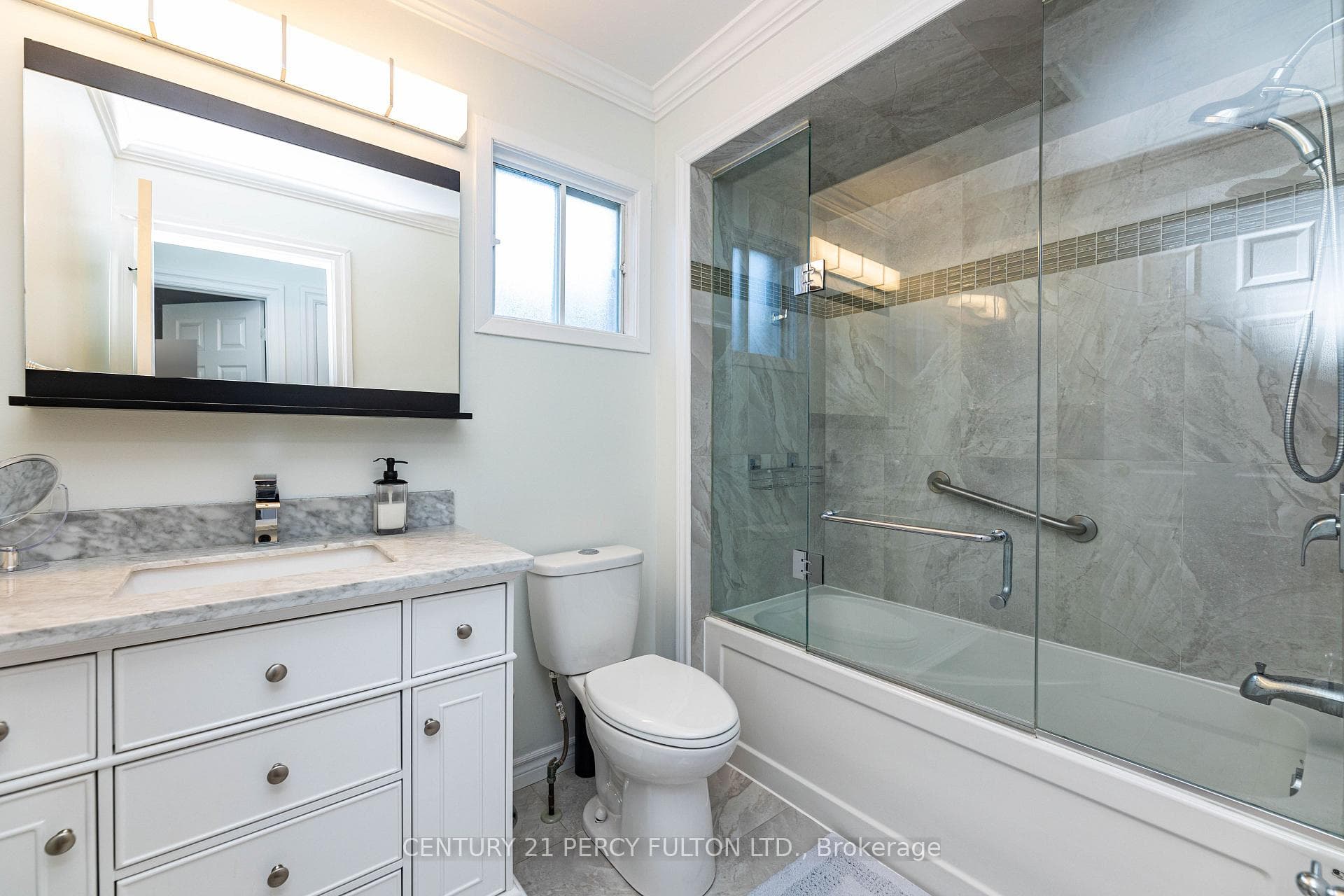 93 Delaney Drive photo 16