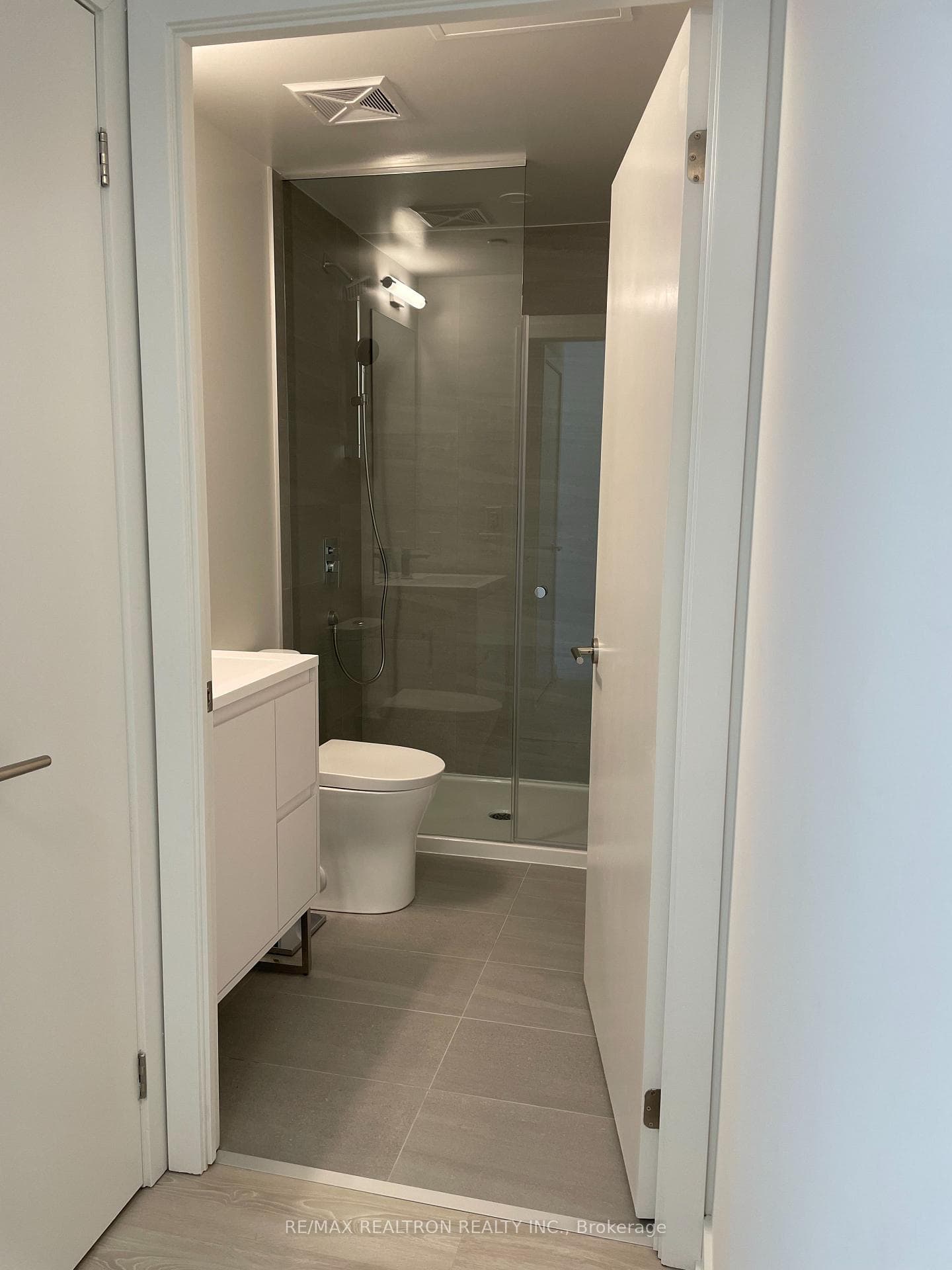 1 Quarrington Lane Unit 3119 photo 12