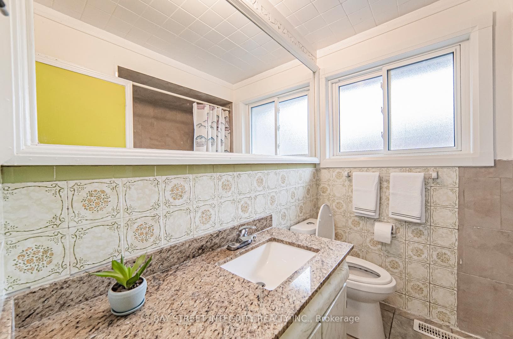 21 Berko Avenue photo 20