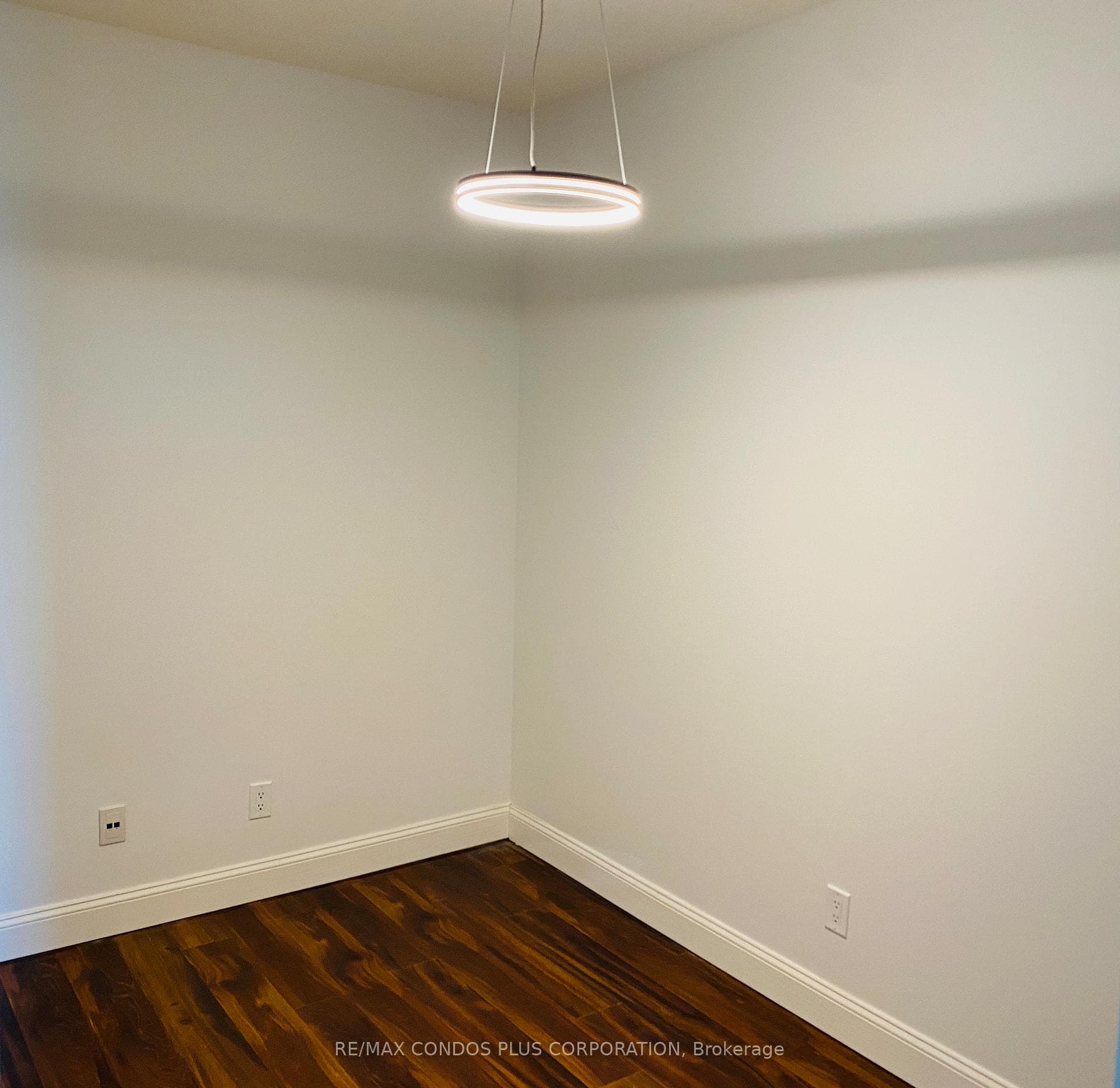 219 Fort York Boulevard Unit 3707 photo 12
