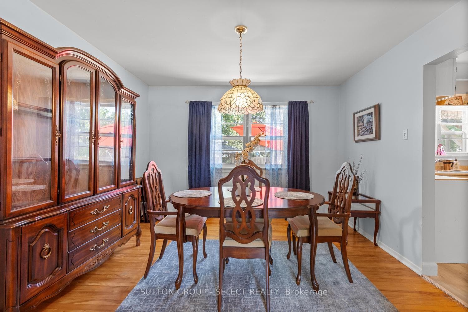 200 Rhine Avenue photo 9