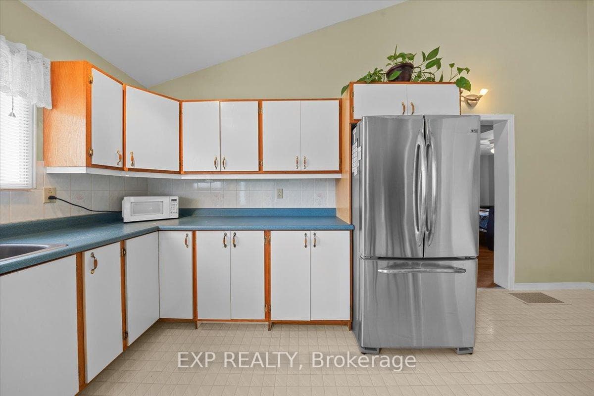 46 Dufour Street photo 12