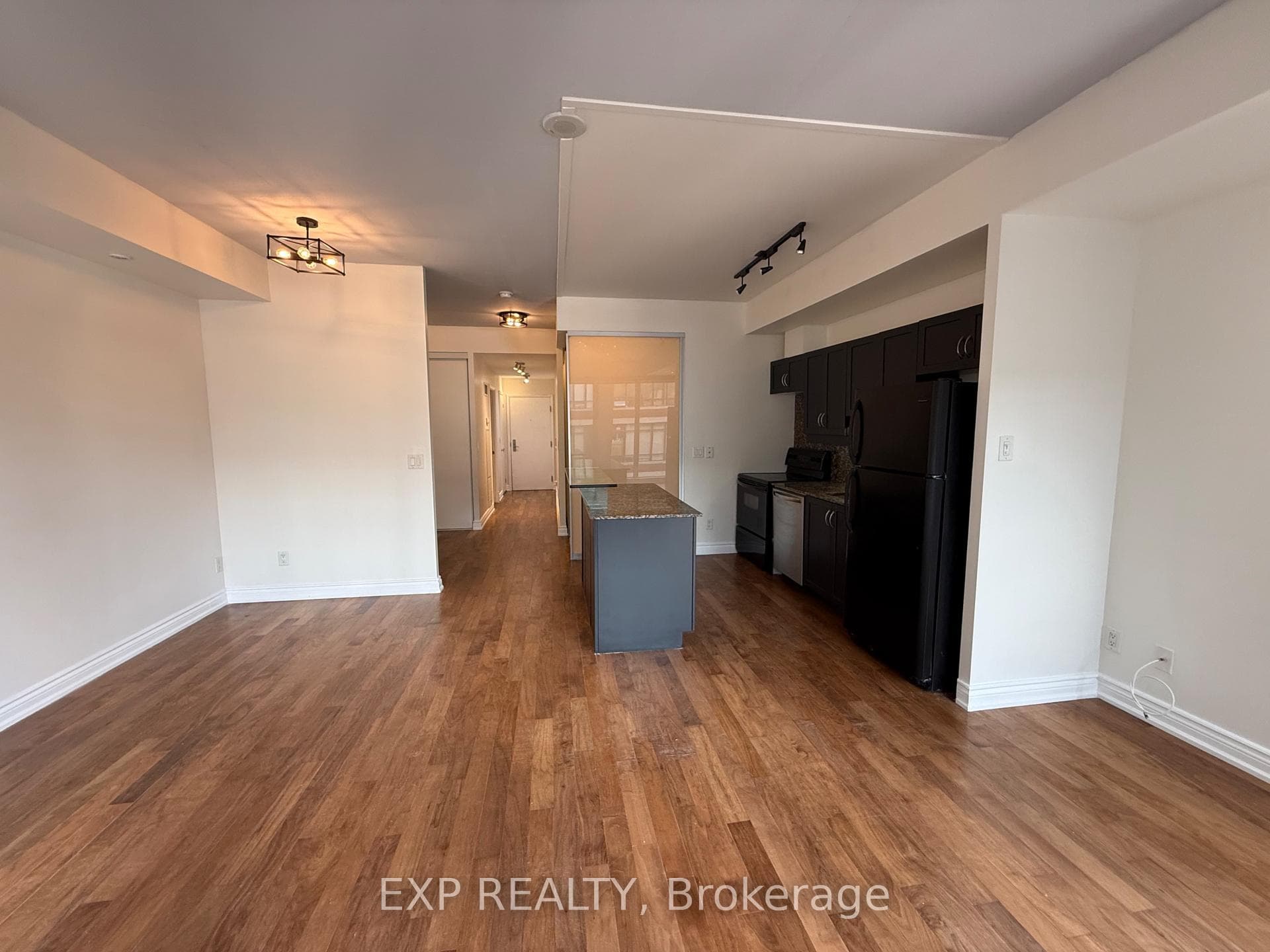 220 Victoria Street Unit 602 photo 9