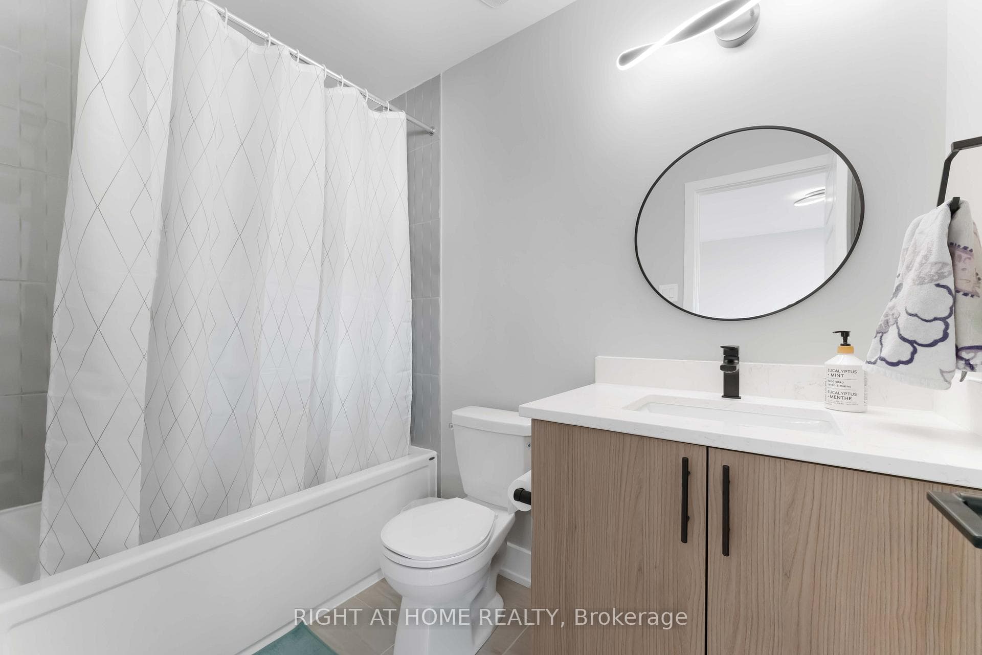 101 Green Ash Avenue photo 23