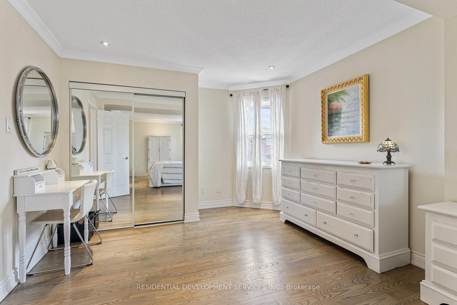 4110 Credit Pointe Drive photo 31