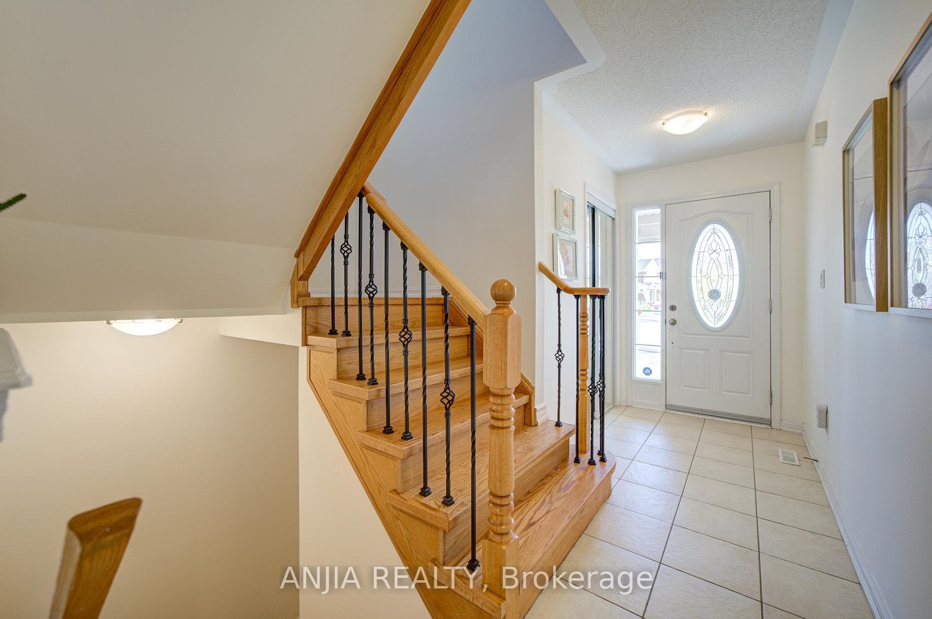 54 Weldon Woods Court photo 5