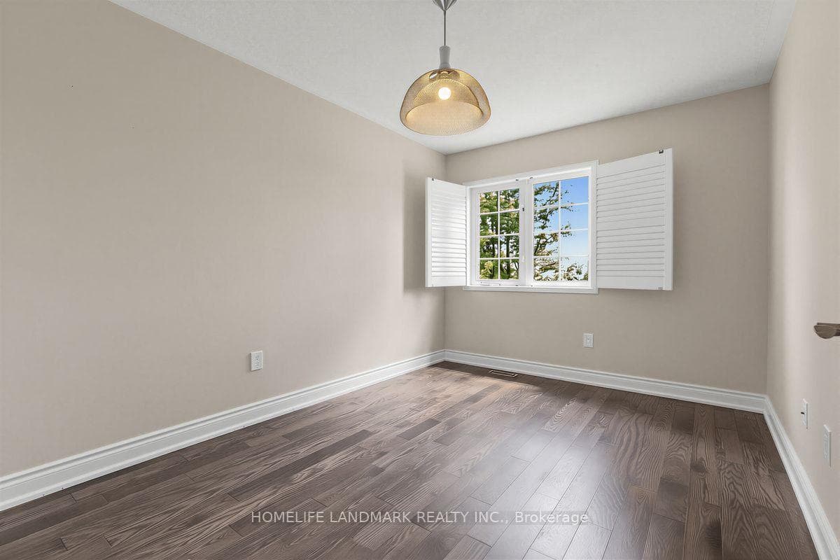 2300 Bur Oak Avenue photo 27