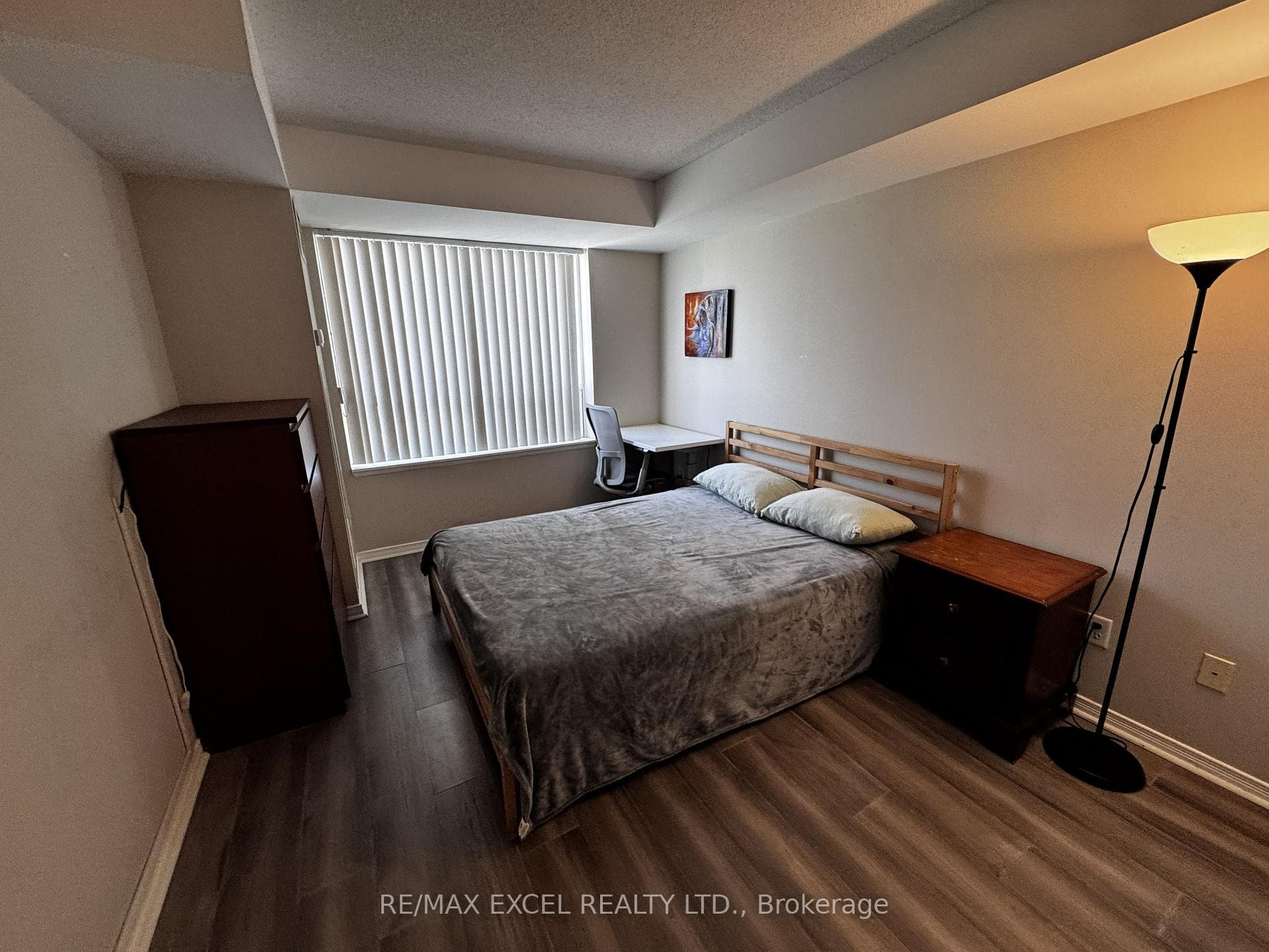 39 Oneida Crescent Unit Lph10 photo 5