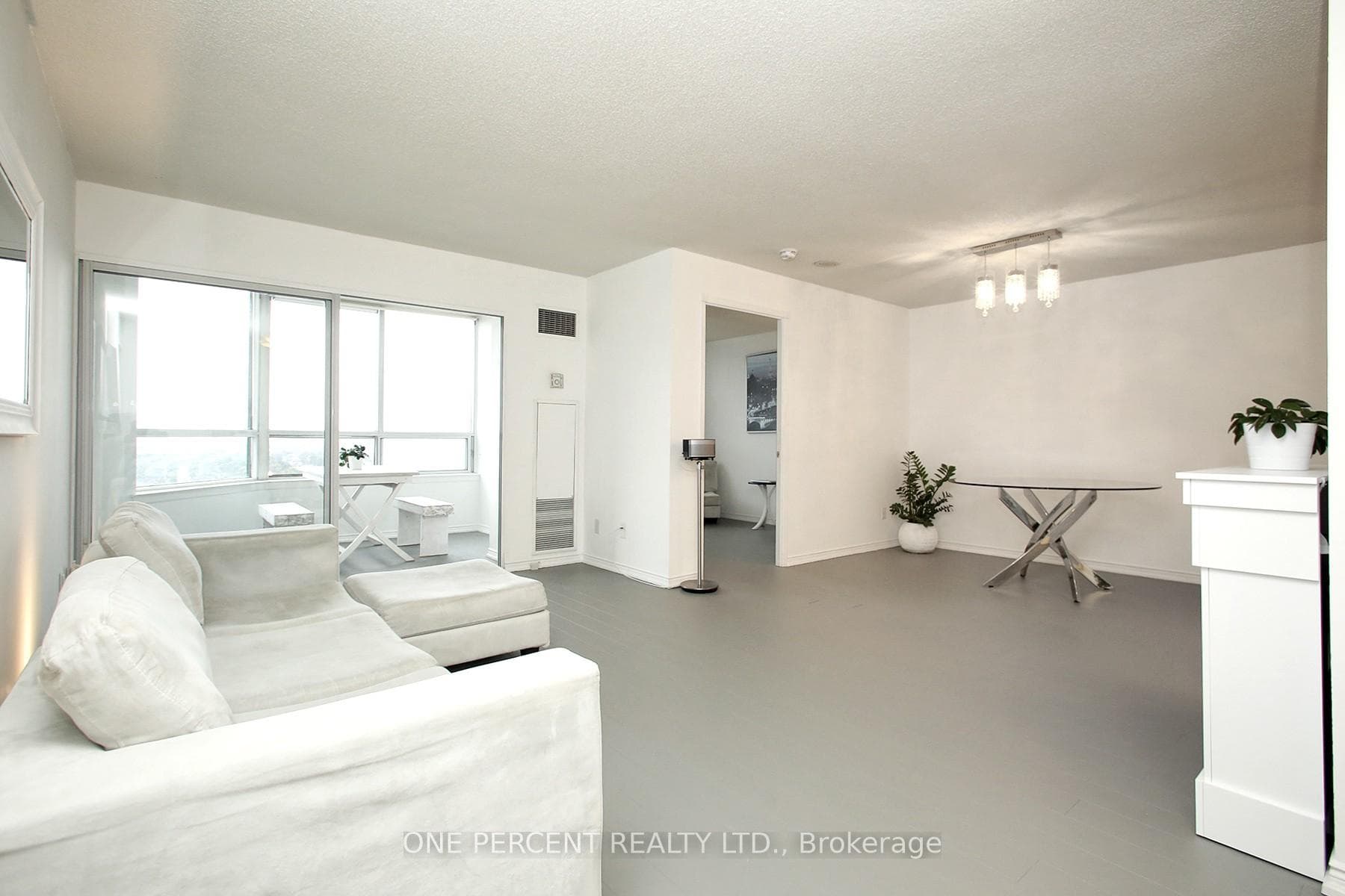 135 Hillcrest Avenue Unit Ph06 photo 10