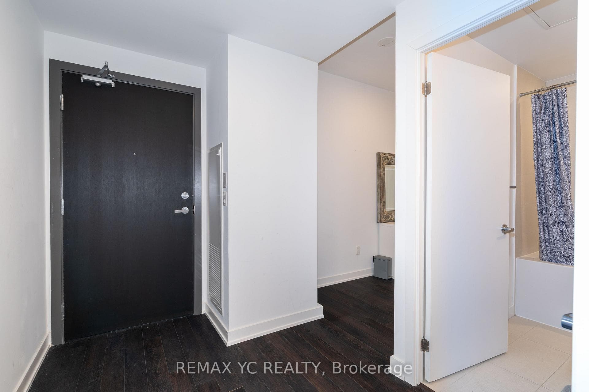 1 Cardiff Road Unit 306 photo 4