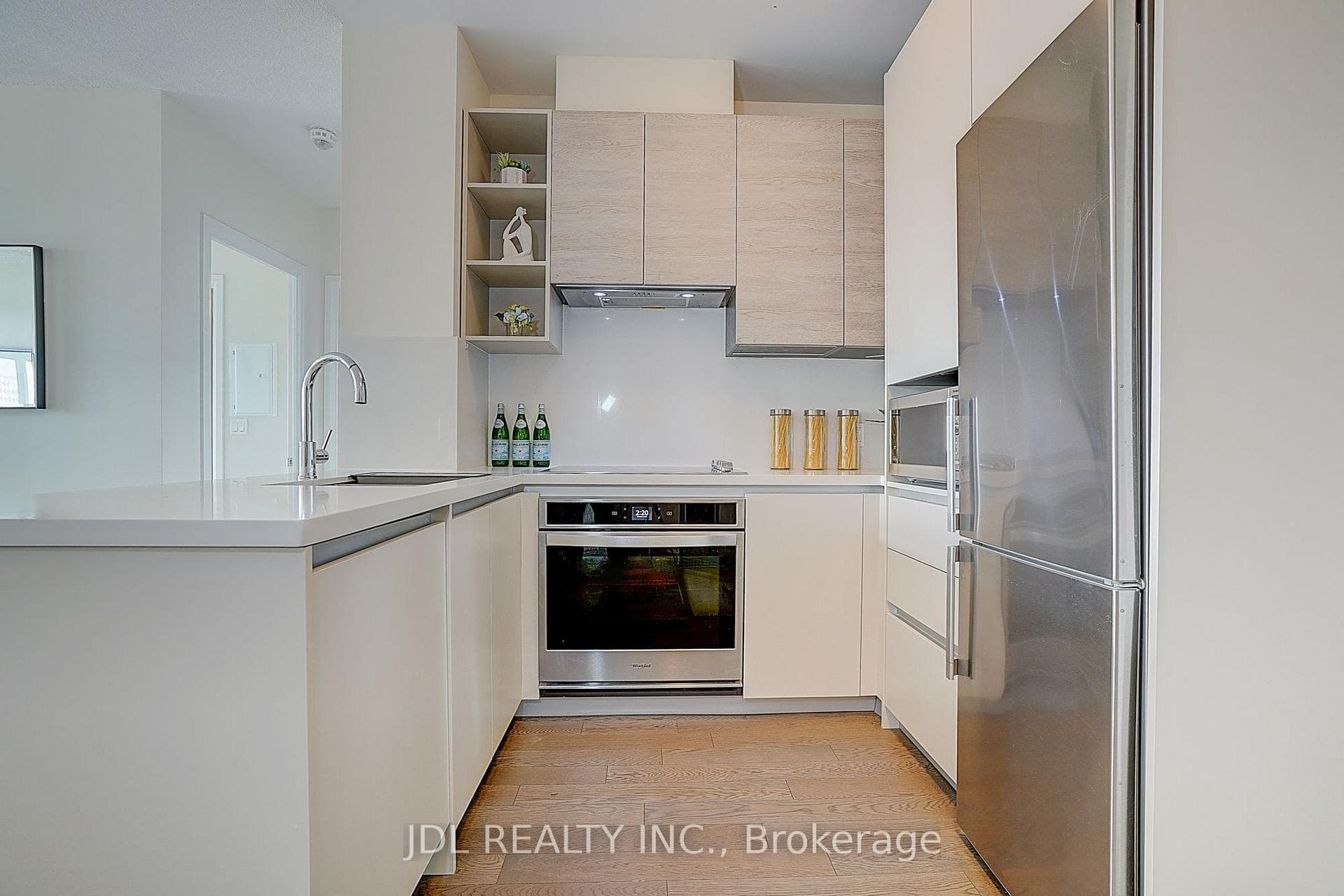 398 Highway 7 Street Unit 303 photo 14