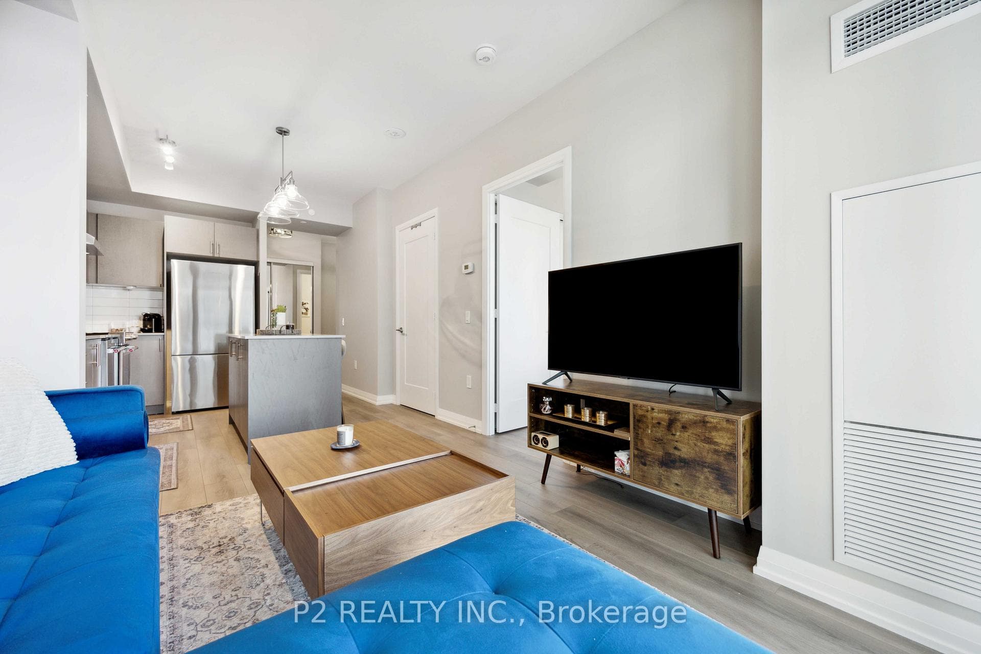 9000 Jane Street Unit 914 photo 15