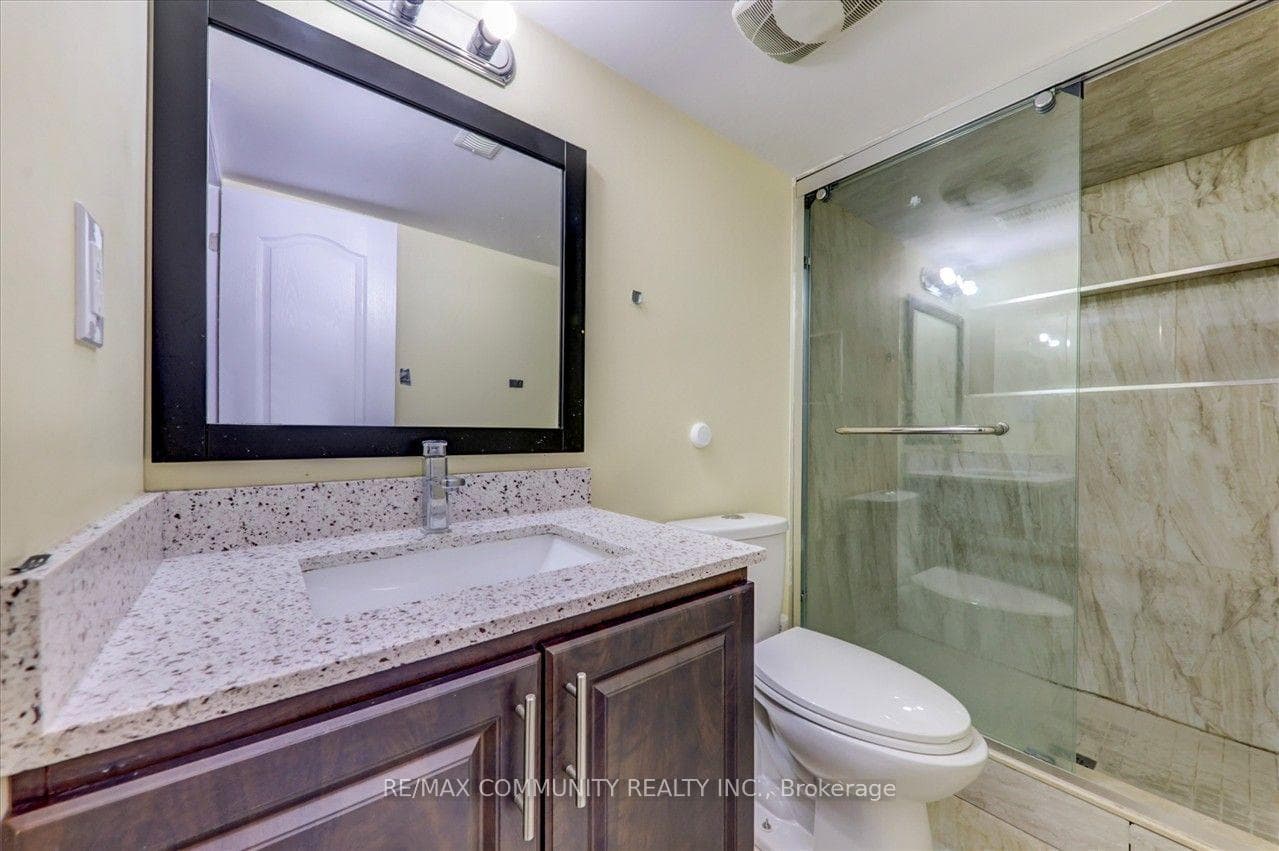 69 Clearfield Drive photo 32