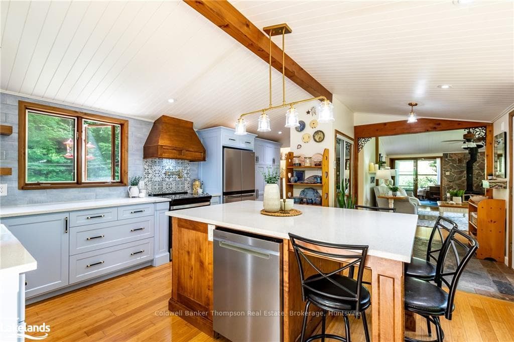 38 SALLYS Lane photo 7