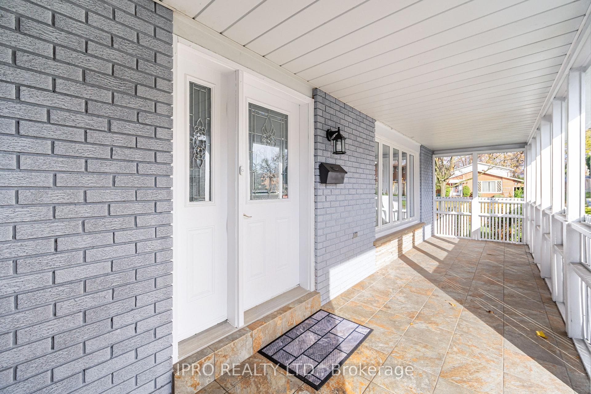 3050 Lenester Drive photo 5