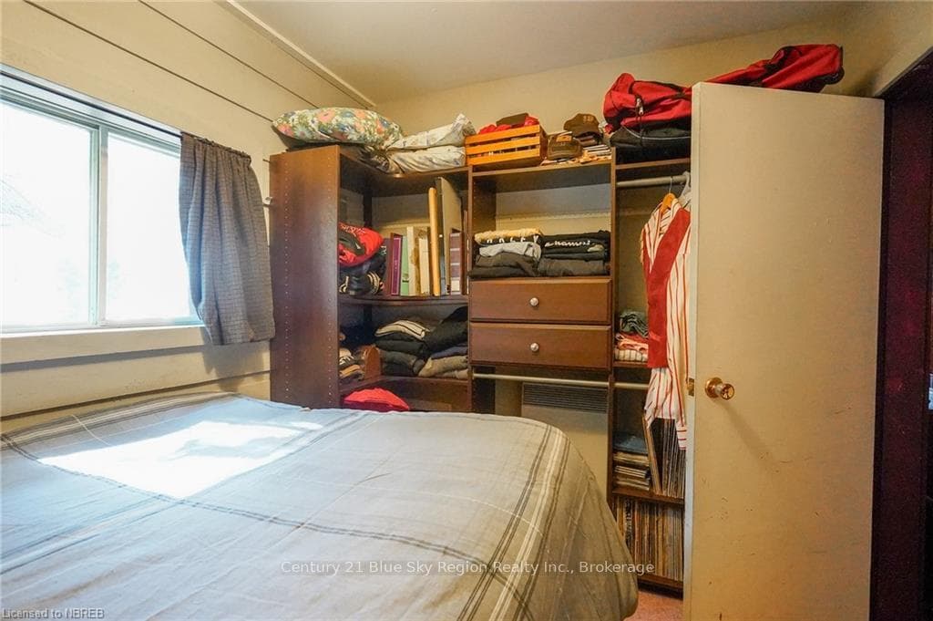 565 ANITA Avenue photo 18