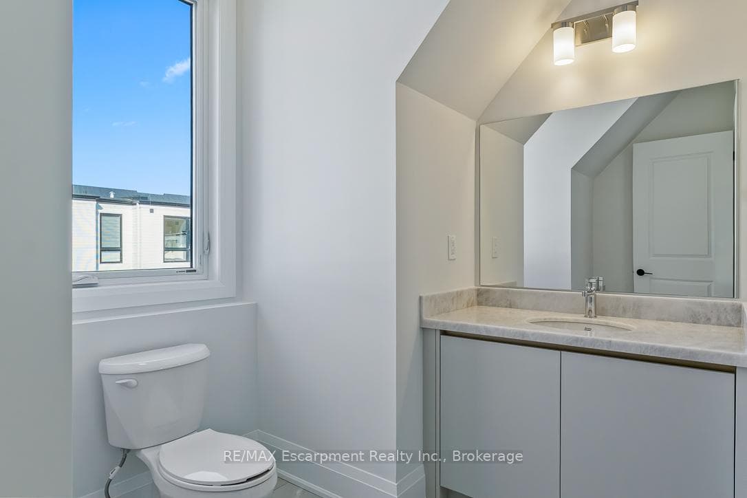 138 EAST Street Unit 3 photo 18
