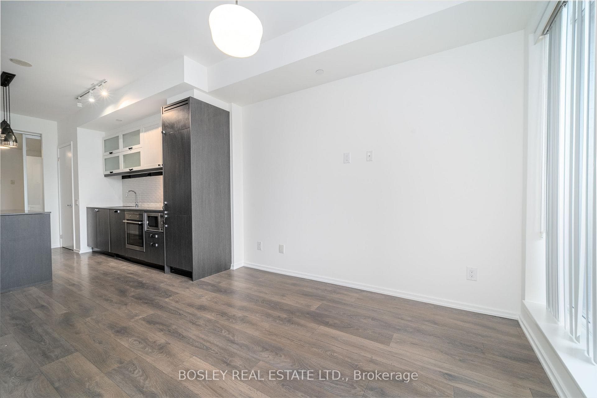 783 Bathurst Street Unit 314 photo 9