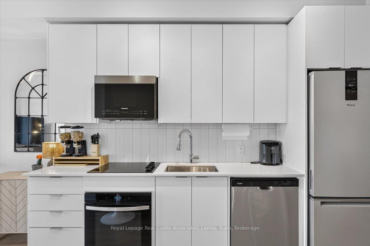 2920 Highway 7 Road Unit 3707 photo 6