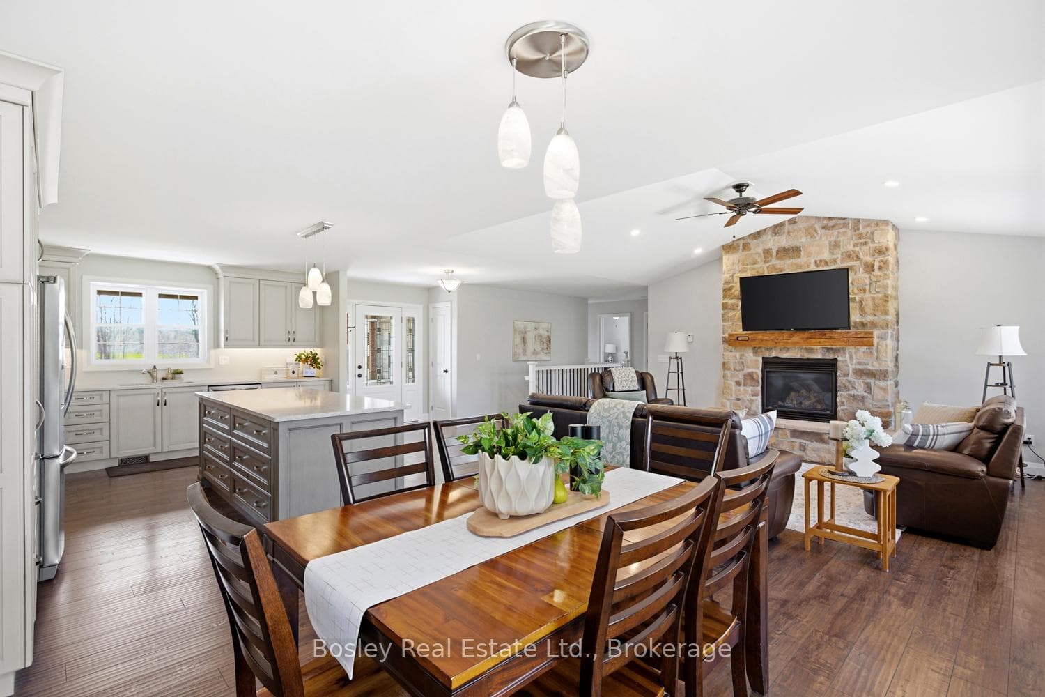494 Pinegrove Road photo 14