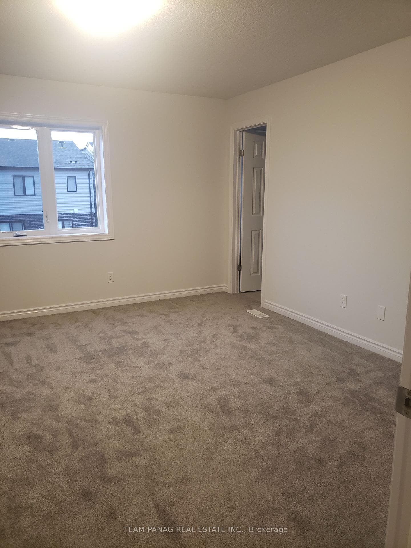 3146 Turner Crescent photo 7