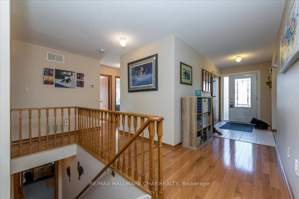 3 Douglas Drive photo 12
