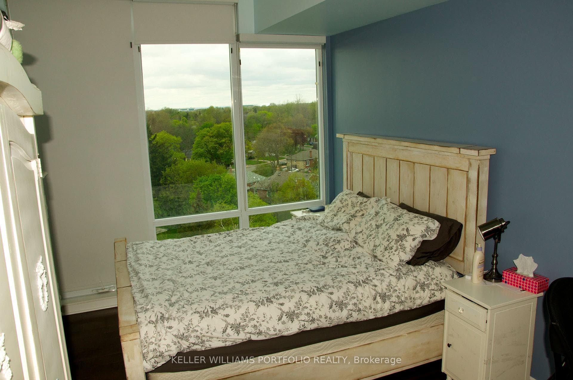 3830 Bathurst Street Unit PH 809 photo 10