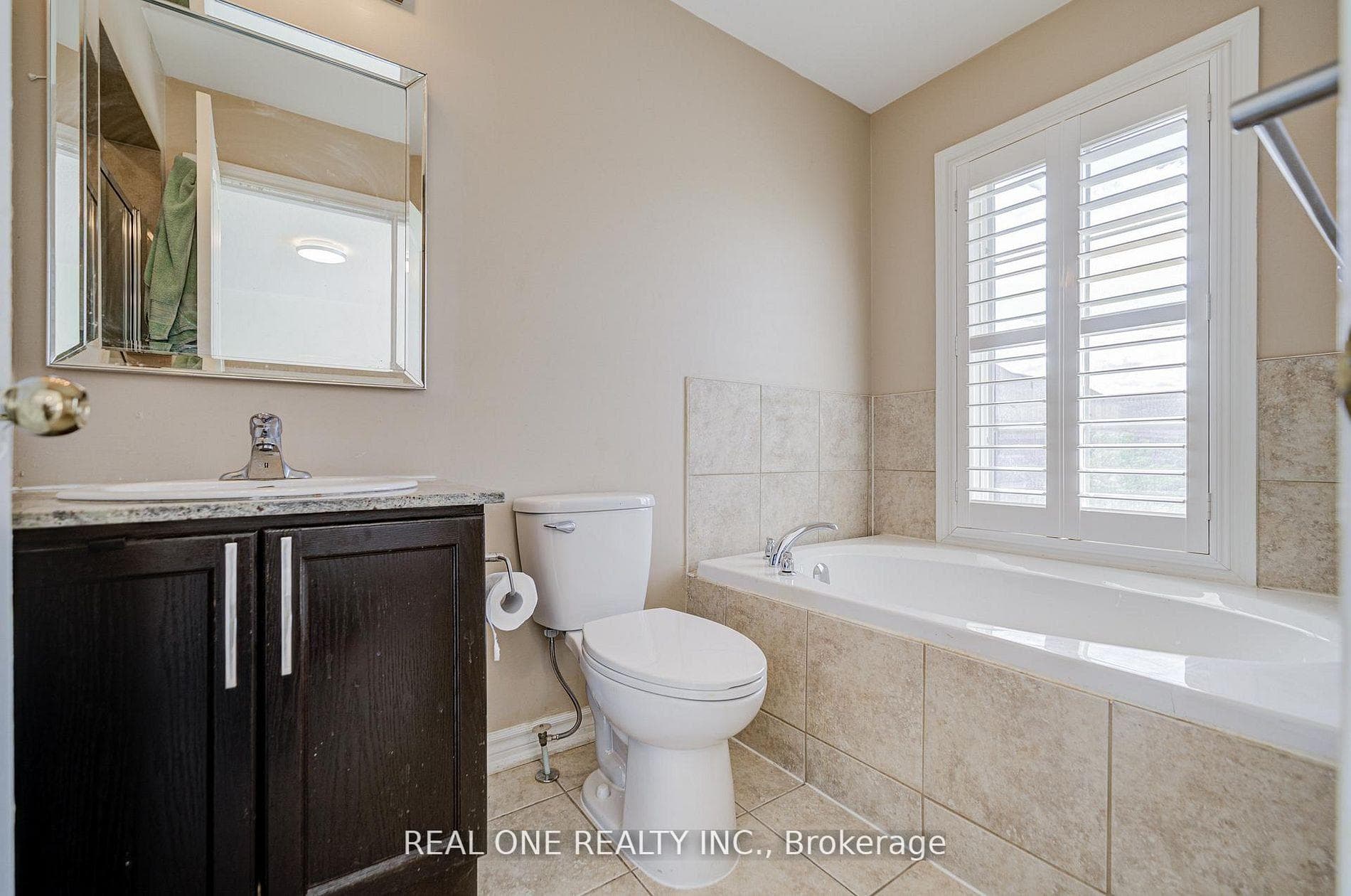 9 Ruskov Lane Unit Upper photo 21