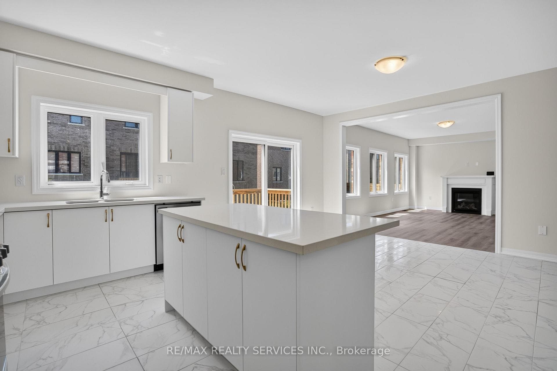 244 Warden Street photo 25