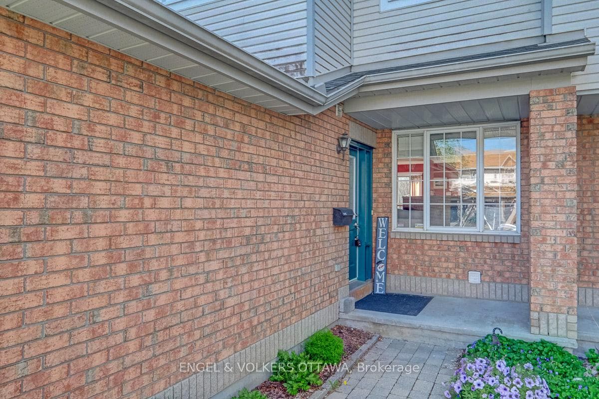 88 Kincardine Drive photo 3