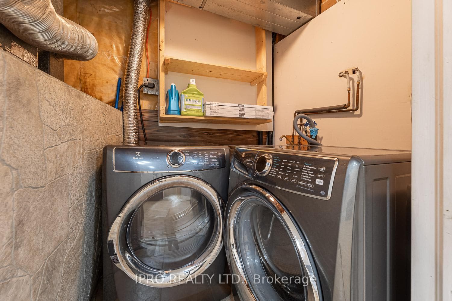 127 Meadowlark Drive photo 26