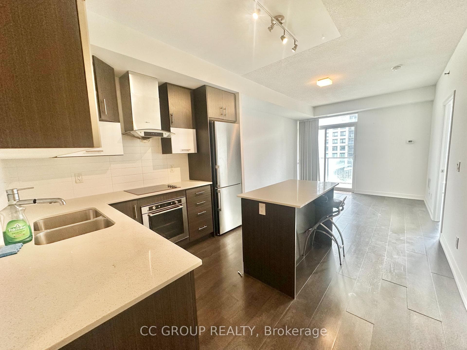 195 Bonis Avenue Unit 402 photo 11