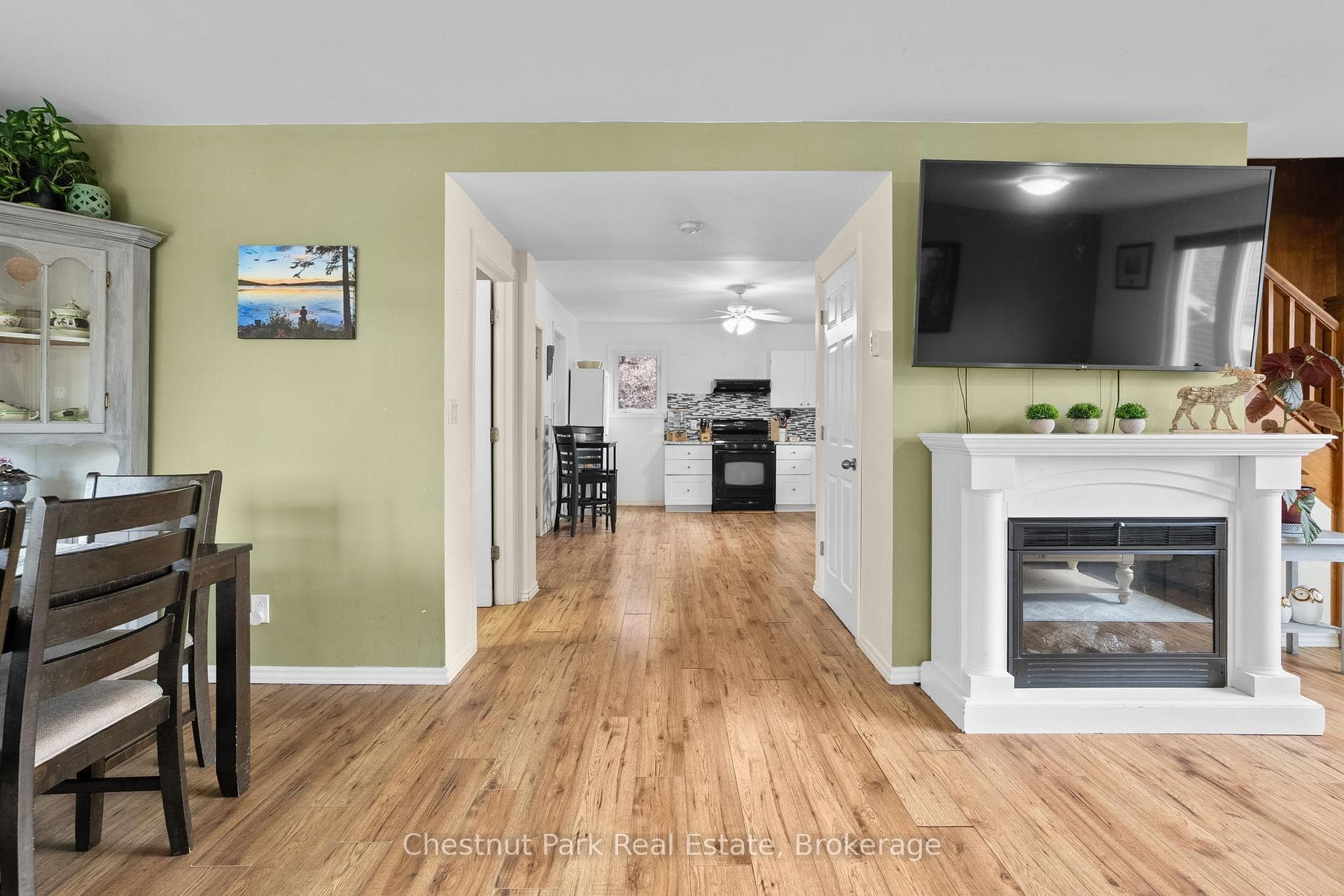 96 James Street photo 9