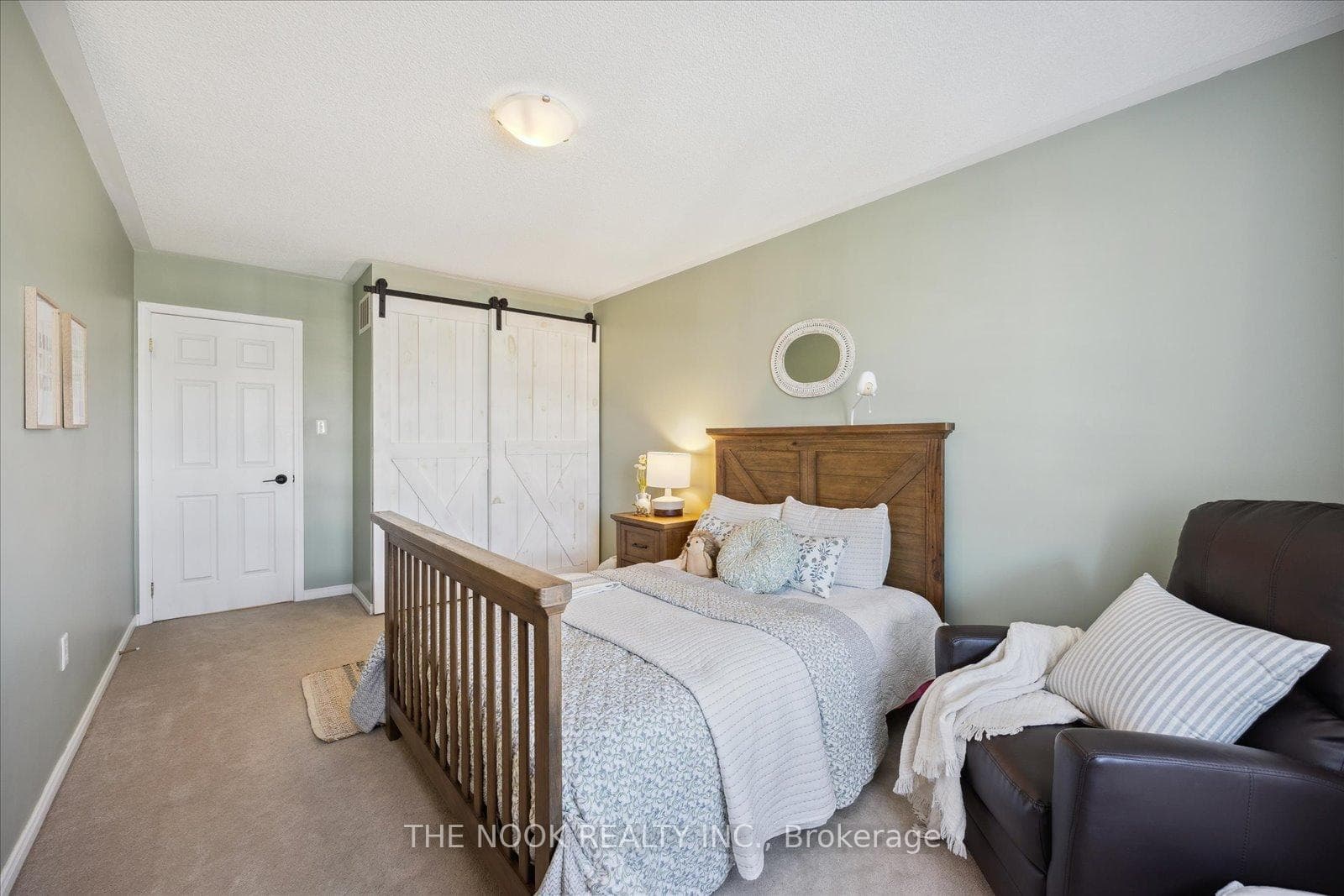 193 Swindells Street photo 20